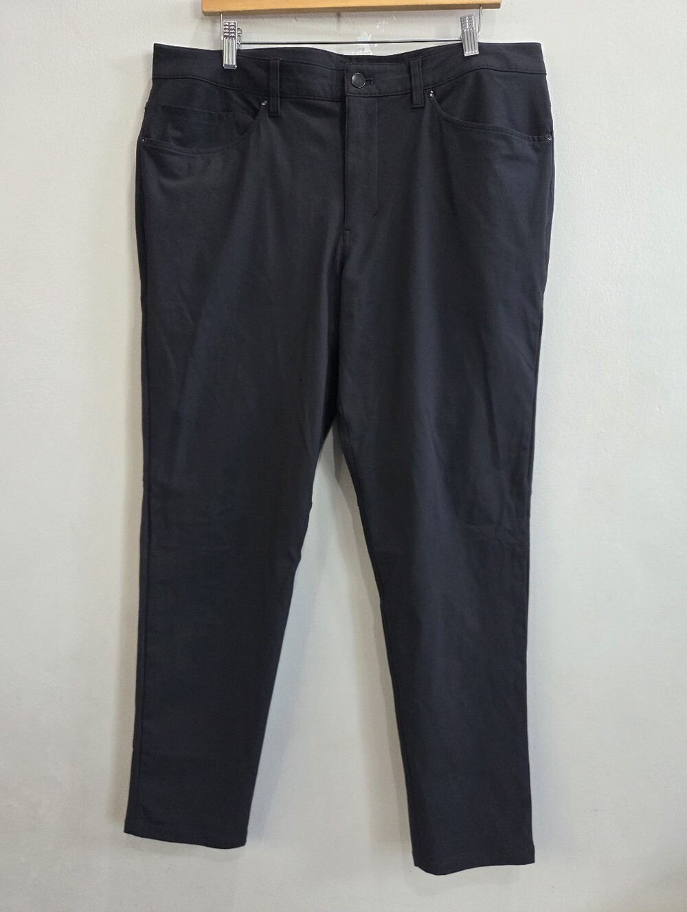 Lululemon ABC Pants Slim Fit Warpstreme Black Pocket Chino LM5972S Men's 36x31